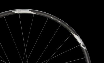 NEWMEN Wheel Advanced SL A.30 27,5" 12x148 SP CL 28h MS FADE Produktbild 3