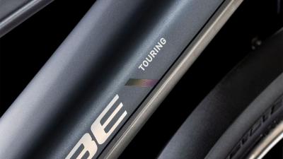 Cube Touring Hybrid Pro 625 metallicgrey'n'chrome Größe: Trapeze 50 cm Produktbild 2