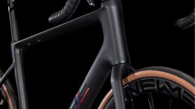 Cube Attain C:62 SLT carbon'n'rainbow Größe: 56 cm Produktbild 6