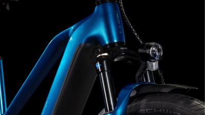 Cube Kathmandu Hybrid EX 800 electricblue'n'chrome Größe: Trapeze 46 cm Produktbild 5