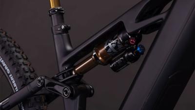 Cube Stereo Hybrid ONE44 HPC AT 800 carbon'n'gold Größe: M Produktbild 4