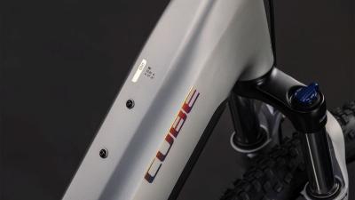 Cube Reaction Hybrid ONE 800 sleekgrey'n'prism Größe: Easy Entry L Produktbild 1