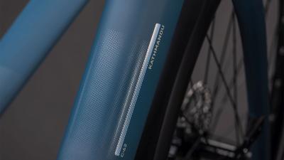 Cube Kathmandu Hybrid C:62 Pro 400X spectralblue'n'prism Größe: 62 cm Produktbild 2