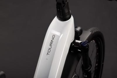 Cube Touring Hybrid ONE 600 metallicwhite'n'chrome Gr&ouml;&szlig;e: Easy Entry 54 cm Produktbild 1